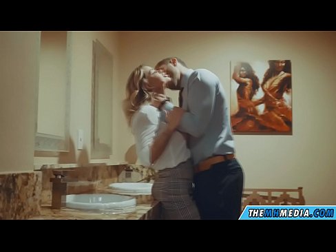 ❤️ Amikor egy bögyös szőke elcsábít egy nyilvános WC-ben ❤️ Anal videó at hu.massagecenter-yalta.ru ❌❤